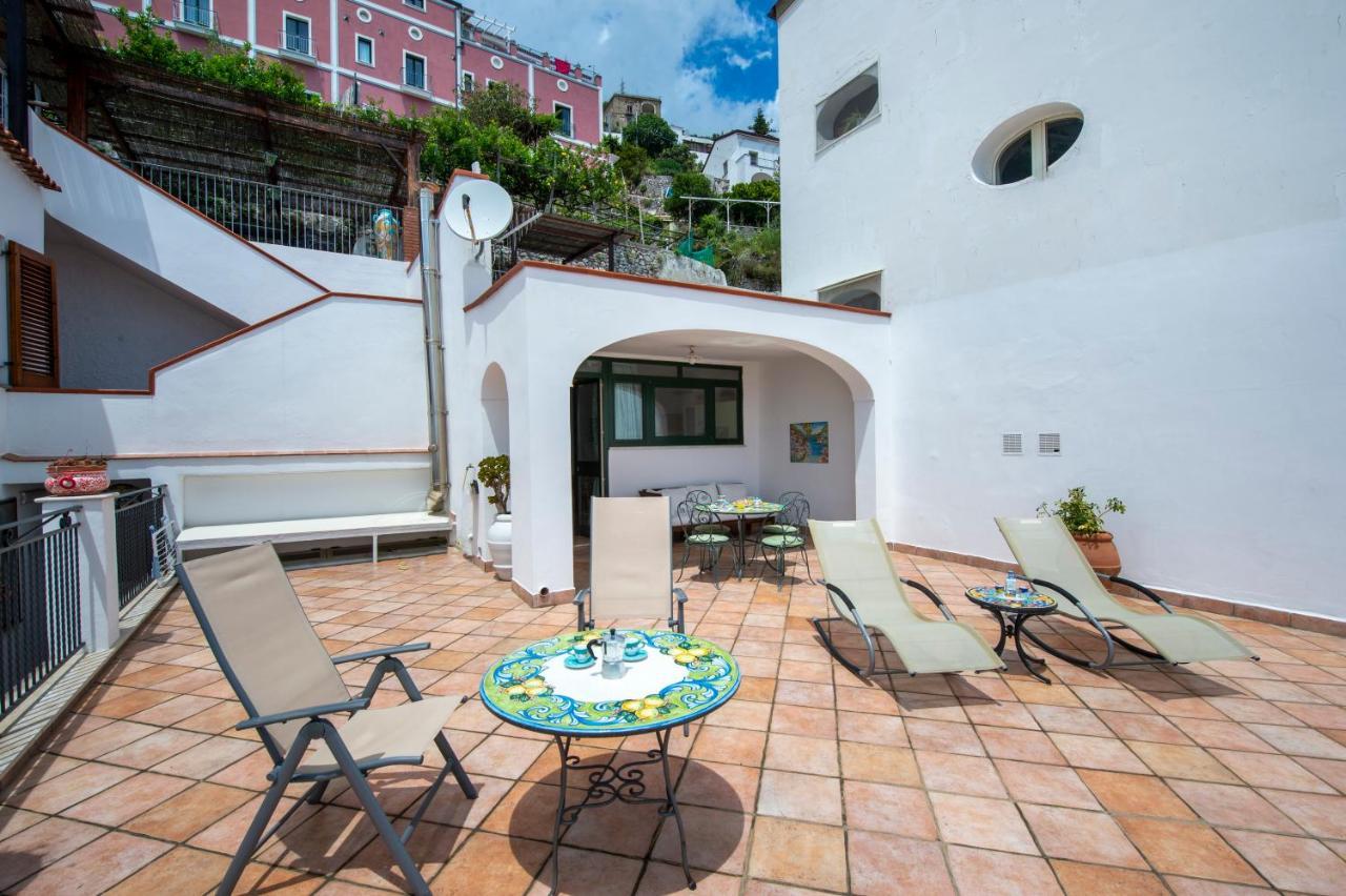 Il Giardino Dei Limoni Aparthotel Praiano Exterior photo