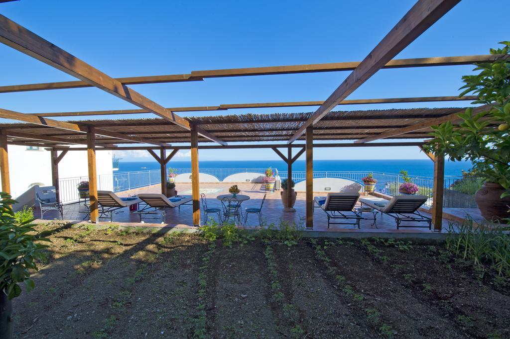 Il Giardino Dei Limoni Aparthotel Praiano Exterior photo